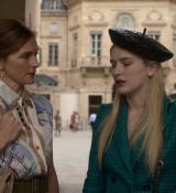 Emily_in_Paris_S02E05_WEBRip_x264-ION10_1294.jpg