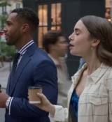 Emily_in_Paris_S02E05_WEBRip_x264-ION10_1517.jpg