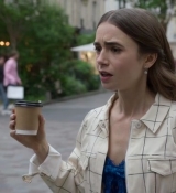 Emily_in_Paris_S02E05_WEBRip_x264-ION10_1591.jpg