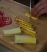 Emily_in_Paris_S02E05_WEBRip_x264-ION10_1648.jpg