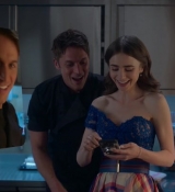 Emily_in_Paris_S02E05_WEBRip_x264-ION10_1675.jpg