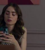 Emily_in_Paris_S02E05_WEBRip_x264-ION10_1928.jpg