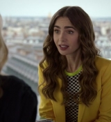 Emily_in_Paris_S02E05_WEBRip_x264-ION10_2032.jpg