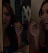 Emily_in_Paris_S02E05_WEBRip_x264-ION10_2143.jpg