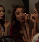 Emily_in_Paris_S02E05_WEBRip_x264-ION10_2163.jpg