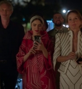 Emily_in_Paris_S02E05_WEBRip_x264-ION10_2261.jpg