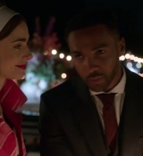 Emily_in_Paris_S02E05_WEBRip_x264-ION10_2490.jpg