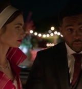 Emily_in_Paris_S02E05_WEBRip_x264-ION10_2504.jpg