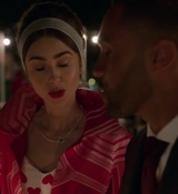 Emily_in_Paris_S02E05_WEBRip_x264-ION10_2509.jpg