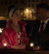 Emily_in_Paris_S02E05_WEBRip_x264-ION10_2512.jpg