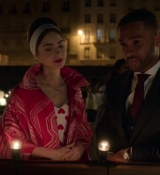 Emily_in_Paris_S02E05_WEBRip_x264-ION10_2514.jpg