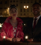 Emily_in_Paris_S02E05_WEBRip_x264-ION10_2528.jpg