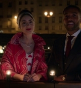 Emily_in_Paris_S02E05_WEBRip_x264-ION10_2529.jpg