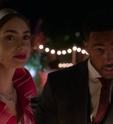 Emily_in_Paris_S02E05_WEBRip_x264-ION10_2534.jpg