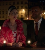 Emily_in_Paris_S02E05_WEBRip_x264-ION10_2548.jpg