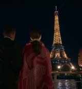 Emily_in_Paris_S02E05_WEBRip_x264-ION10_2553.jpg