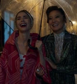 Emily_in_Paris_S02E05_WEBRip_x264-ION10_2562.jpg