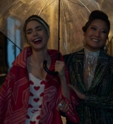 Emily_in_Paris_S02E05_WEBRip_x264-ION10_2563.jpg