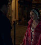 Emily_in_Paris_S02E05_WEBRip_x264-ION10_2630.jpg