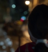 Emily_in_Paris_S02E05_WEBRip_x264-ION10_2731.jpg