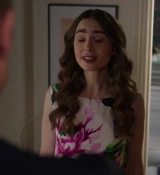 Emily_in_Paris_S02E06_WEBRip_x264-ION10_0060.jpg