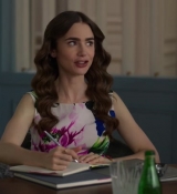 Emily_in_Paris_S02E06_WEBRip_x264-ION10_0136.jpg