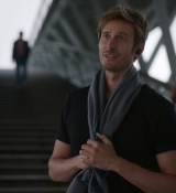 Emily_in_Paris_S02E06_WEBRip_x264-ION10_0388.jpg