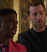 Emily_in_Paris_S02E06_WEBRip_x264-ION10_0593.jpg
