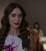 Emily_in_Paris_S02E06_WEBRip_x264-ION10_0629.jpg