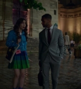 Emily_in_Paris_S02E06_WEBRip_x264-ION10_0710.jpg