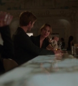 Emily_in_Paris_S02E06_WEBRip_x264-ION10_0768.jpg