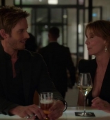 Emily_in_Paris_S02E06_WEBRip_x264-ION10_0797.jpg