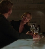 Emily_in_Paris_S02E06_WEBRip_x264-ION10_0804.jpg
