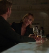 Emily_in_Paris_S02E06_WEBRip_x264-ION10_0806.jpg