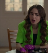 Emily_in_Paris_S02E06_WEBRip_x264-ION10_0904.jpg