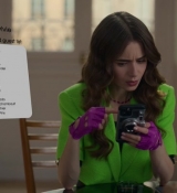Emily_in_Paris_S02E06_WEBRip_x264-ION10_0918.jpg