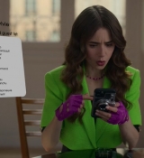 Emily_in_Paris_S02E06_WEBRip_x264-ION10_0920.jpg