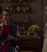 Emily_in_Paris_S02E06_WEBRip_x264-ION10_1105.jpg