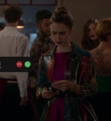 Emily_in_Paris_S02E06_WEBRip_x264-ION10_1183.jpg