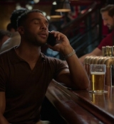Emily_in_Paris_S02E06_WEBRip_x264-ION10_1191.jpg