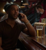 Emily_in_Paris_S02E06_WEBRip_x264-ION10_1193.jpg