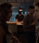 Emily_in_Paris_S02E06_WEBRip_x264-ION10_1284.jpg