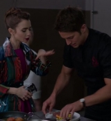 Emily_in_Paris_S02E06_WEBRip_x264-ION10_1310.jpg