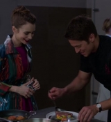 Emily_in_Paris_S02E06_WEBRip_x264-ION10_1315.jpg