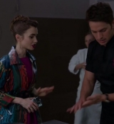 Emily_in_Paris_S02E06_WEBRip_x264-ION10_1322.jpg
