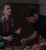 Emily_in_Paris_S02E06_WEBRip_x264-ION10_1352.jpg