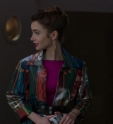 Emily_in_Paris_S02E06_WEBRip_x264-ION10_1412.jpg