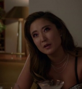 Emily_in_Paris_S02E06_WEBRip_x264-ION10_1480.jpg