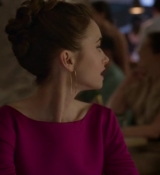 Emily_in_Paris_S02E06_WEBRip_x264-ION10_1524.jpg
