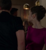 Emily_in_Paris_S02E06_WEBRip_x264-ION10_1569.jpg